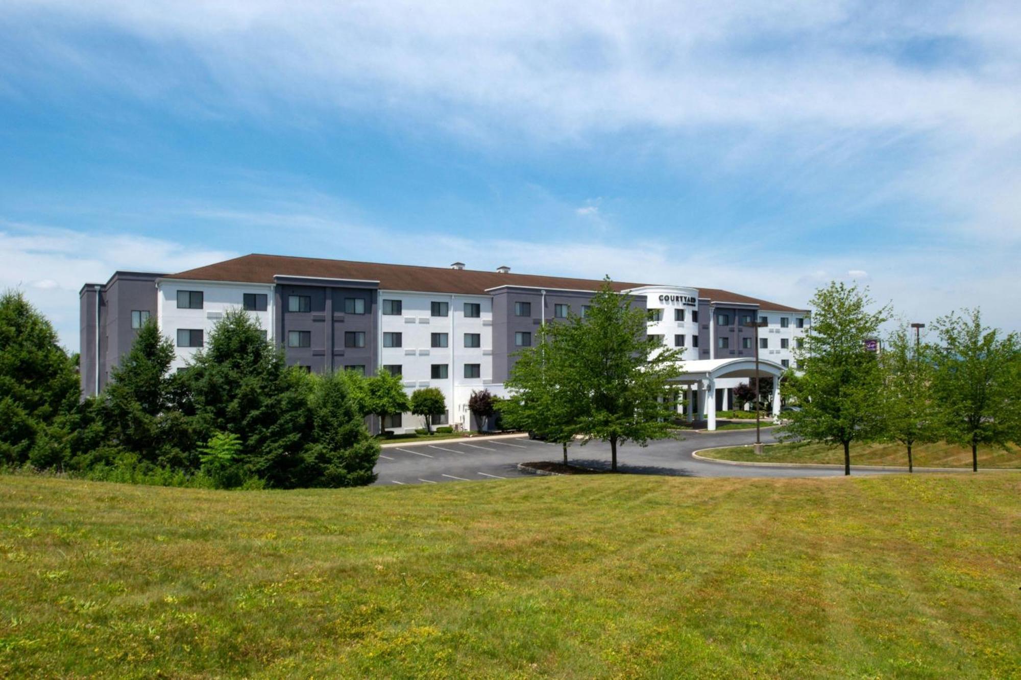 Courtyard By Marriott Harrisburg Hershey Exterior foto